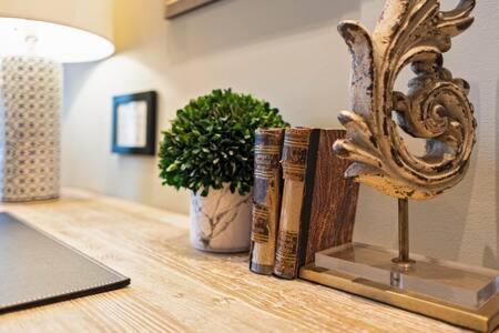 Hip Urban Loft - Small Town Charm - 124 Lofts #1 West Dundee Exteriér fotografie