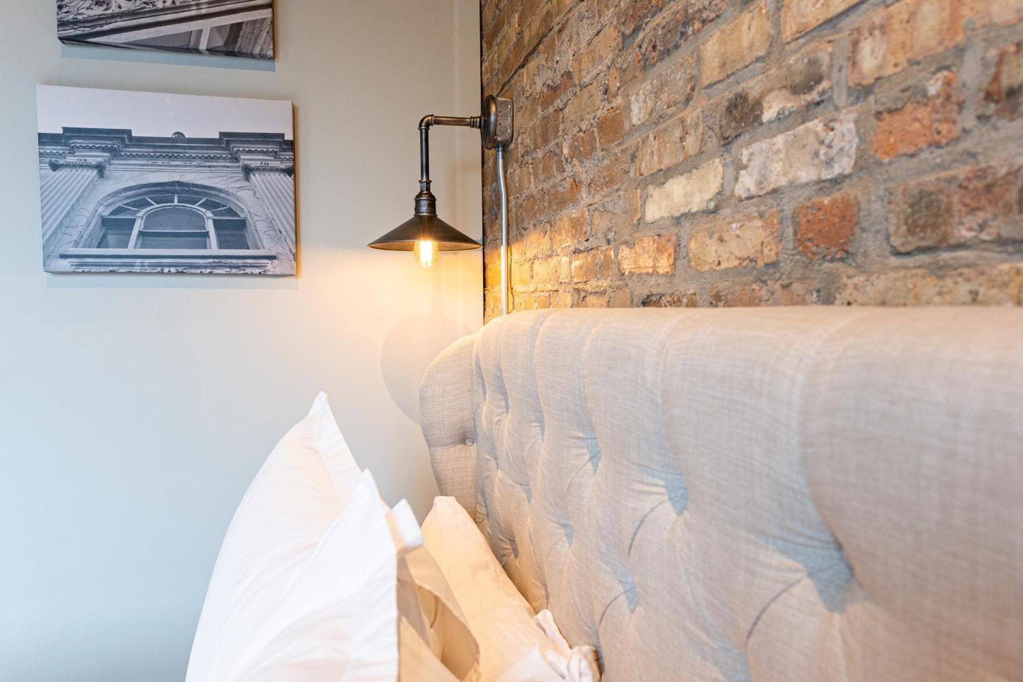 Hip Urban Loft - Small Town Charm - 124 Lofts #1 West Dundee Exteriér fotografie